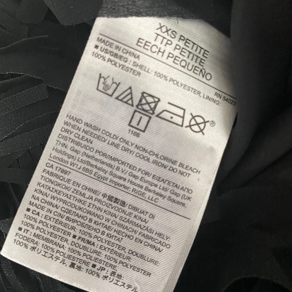 Banana Republic Crepe Fringe Top XXSP - Picture 10 of 10